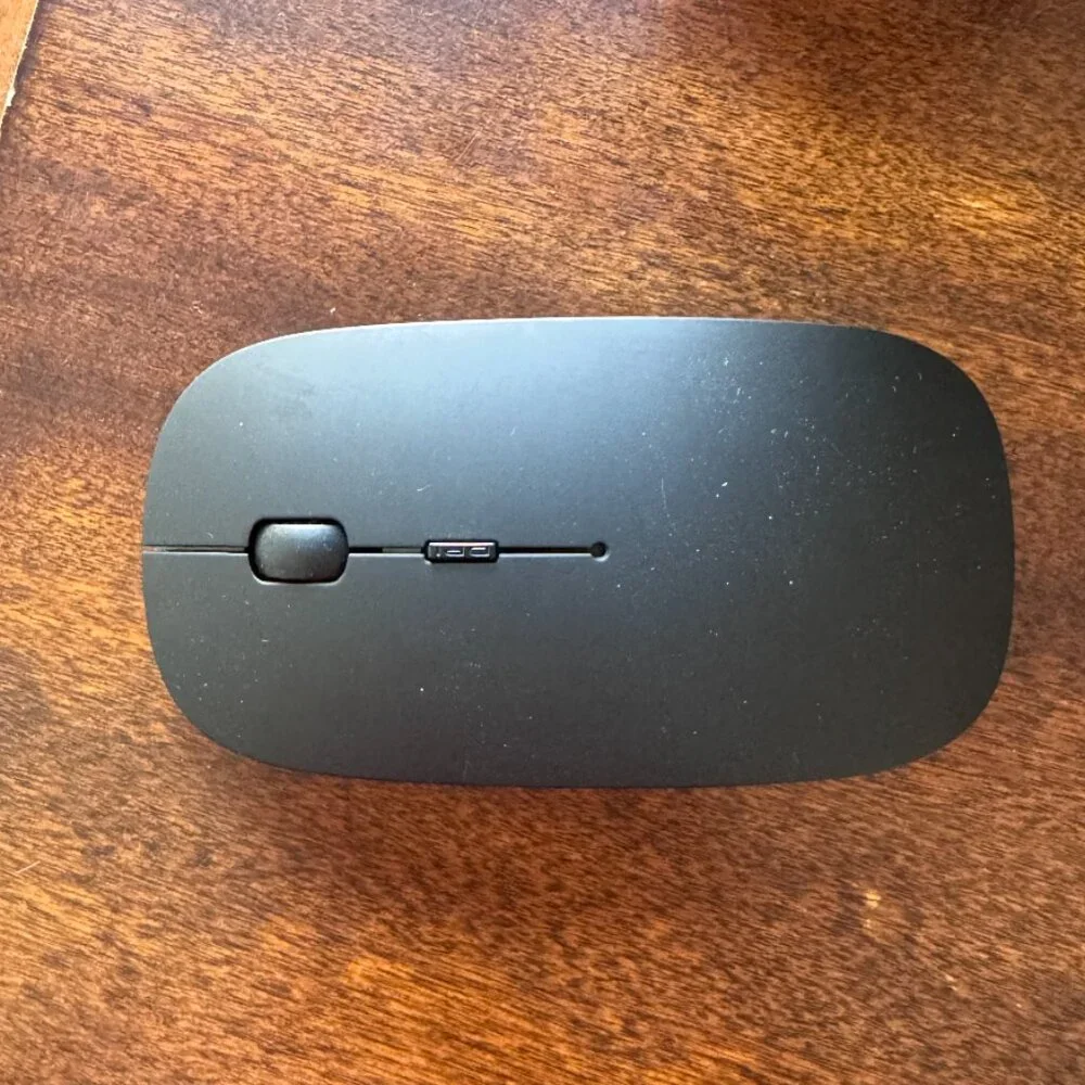 Logitech Bluetooth Computer Mouse – New & Fully Working